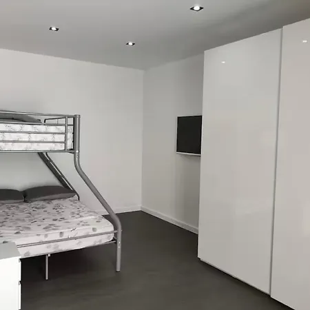 El Camino Appartement *